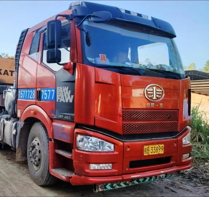 貨運(yùn)小哥貨車貨運(yùn)小哥貨車圖片