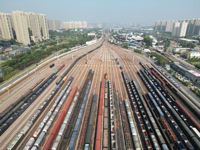 貨運(yùn)火車發(fā)展貨運(yùn)火車發(fā)展歷程